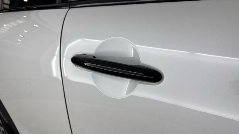 MINI Cooper 1.5 C Sport [Level 1] 3dr Auto Petrol Hatchback